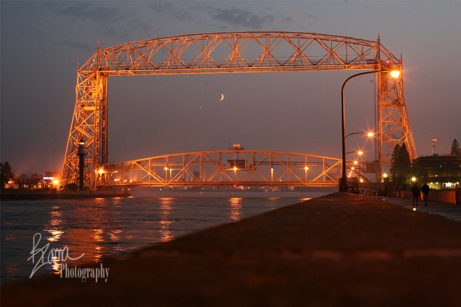 upanddownbridgestamp